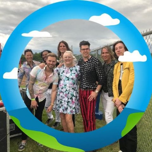 Meet your Posher, Sandra - Picture 1 of 1